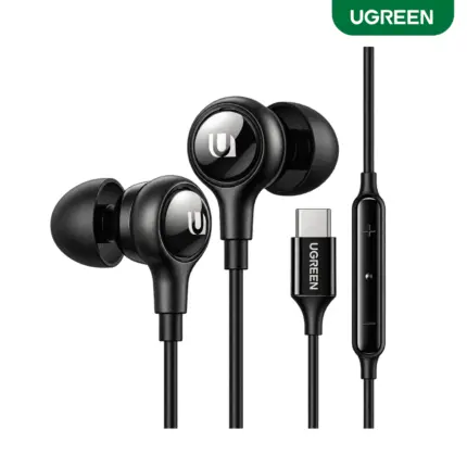UGREEN Type-C In-Ear Earphones EP103 with built-in microphone, braided cable and ergonomic silicone tips
